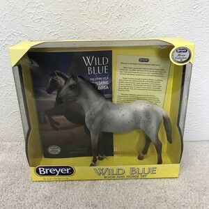 Breyer #6136 Wild Blue Roan Horse and Book Gift Set